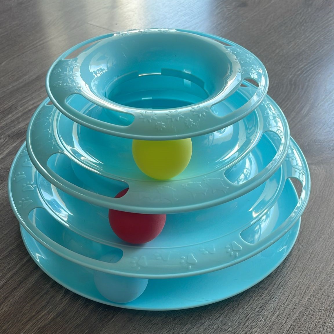 Tour de jeu interactive pour chat